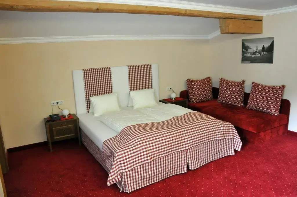 Pension DORFPLATZL Pitztal