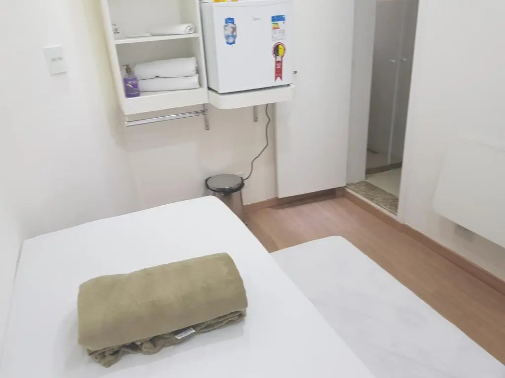 Quarto privativo em condomínio