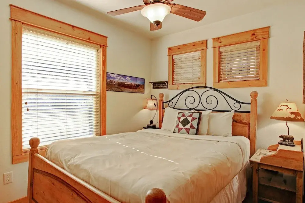 Mount Acoma 38 2 Bedroom Condo by RedAwning