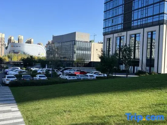 Impression Preferred Apartment (Shenbei Wuyue Plaza)