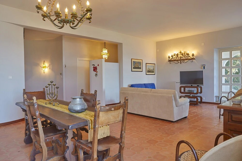 Villa Del Carrubo