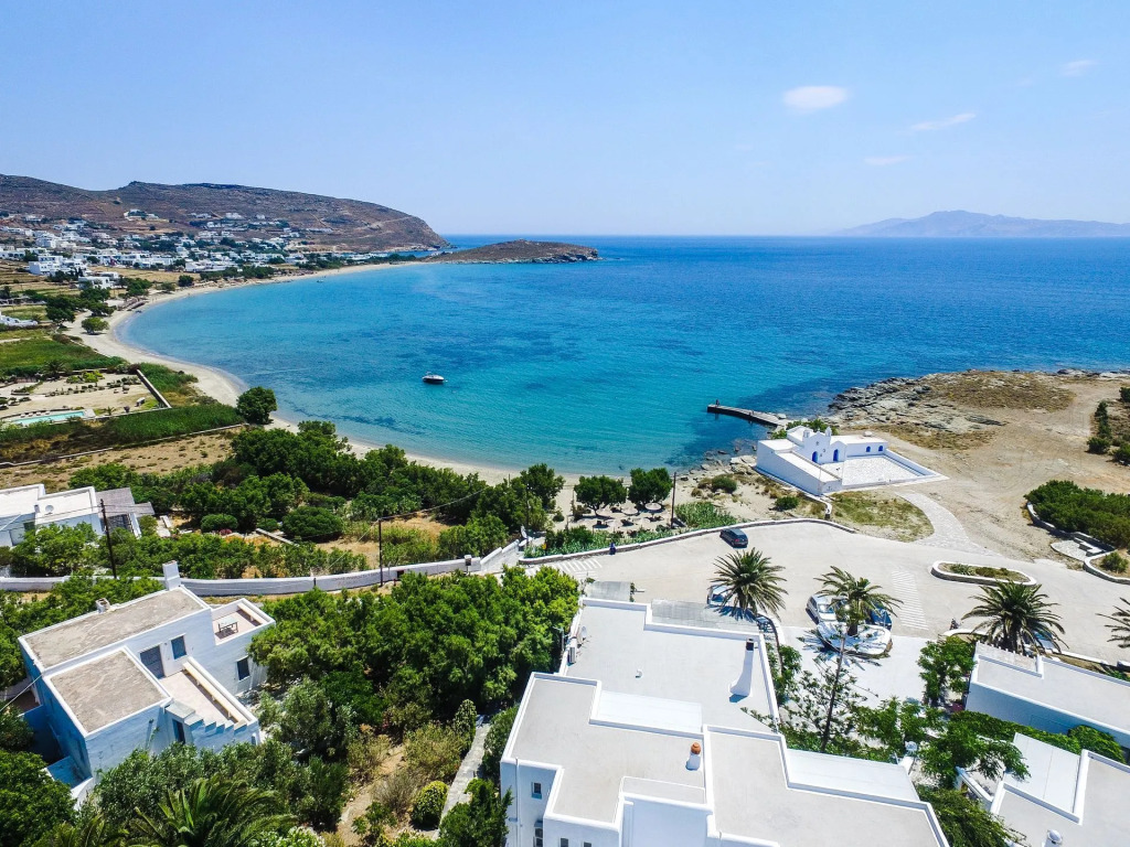 Cavos Studios & Appartements