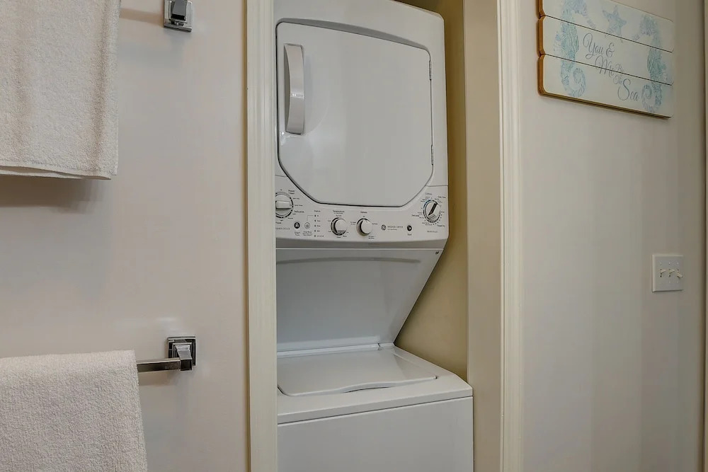 Little River Condo With Balcony & Pool Access!