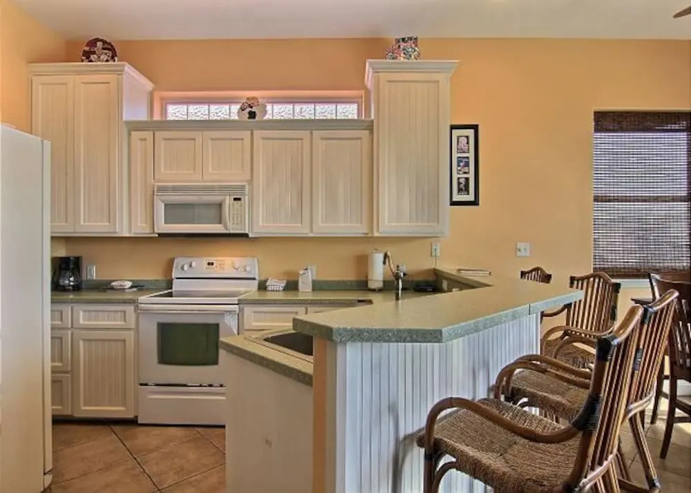 Villa Laguna - 4 Br home by RedAwning