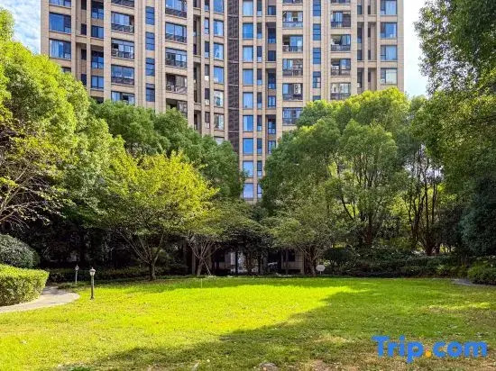 High-End Serviced Apartment (Shanghai Gubei Wuzhong Road)