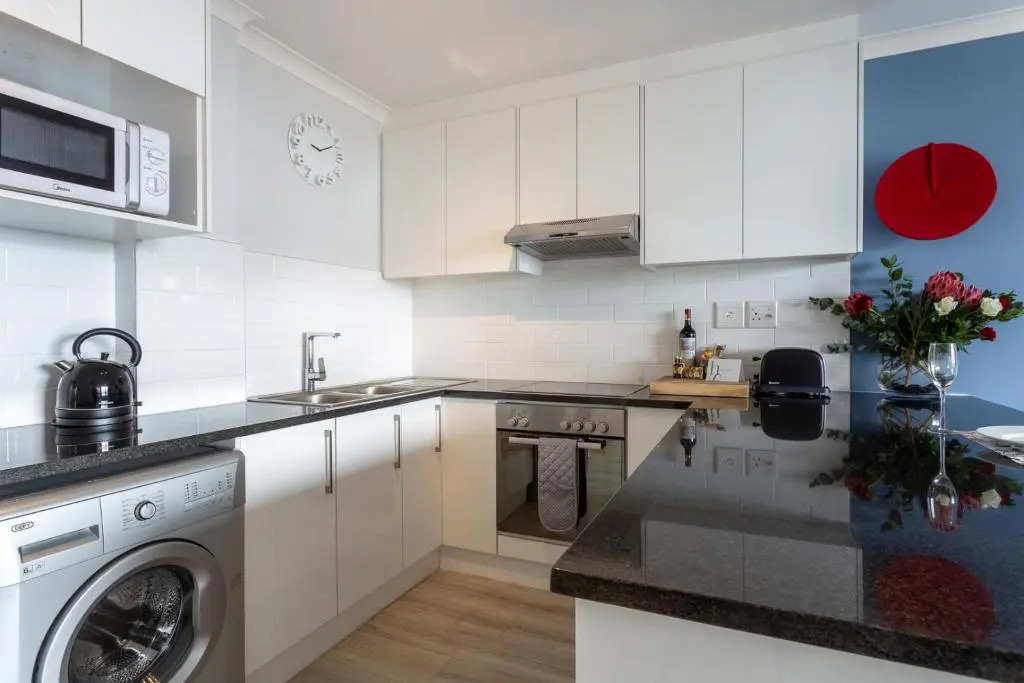 Tranquil, Spacious, Quiet Trendy with a View