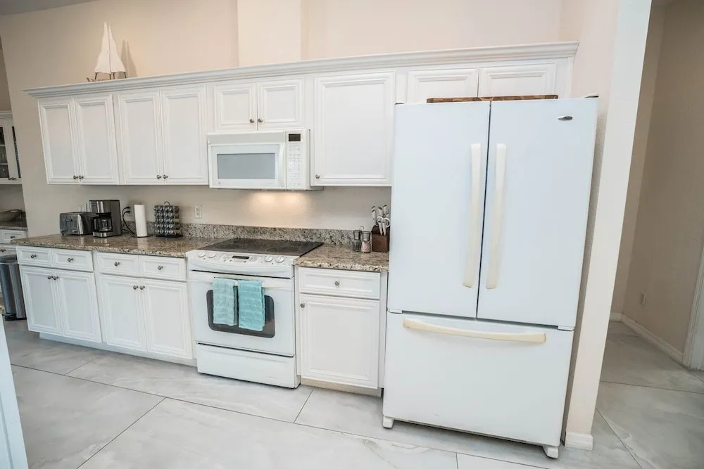 Gulfcoast Oasis - 910 Golf Island Dr 4 Bedroom Home