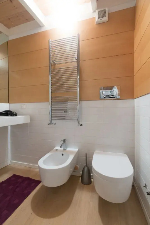 Travel & Stay - Parione