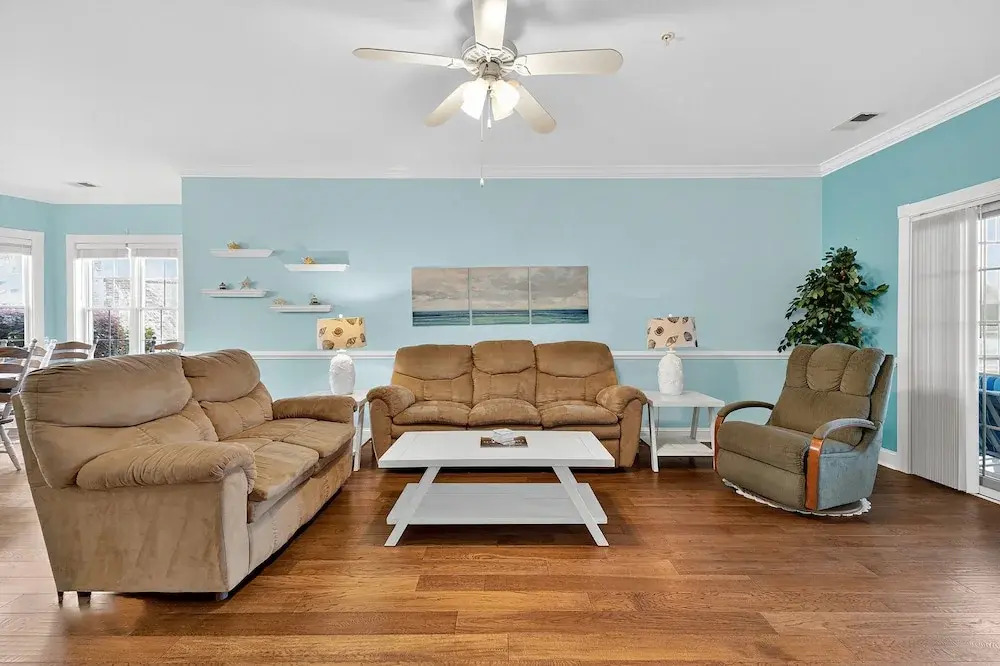 Magnolia Pointe Luster Leaf 4891-101