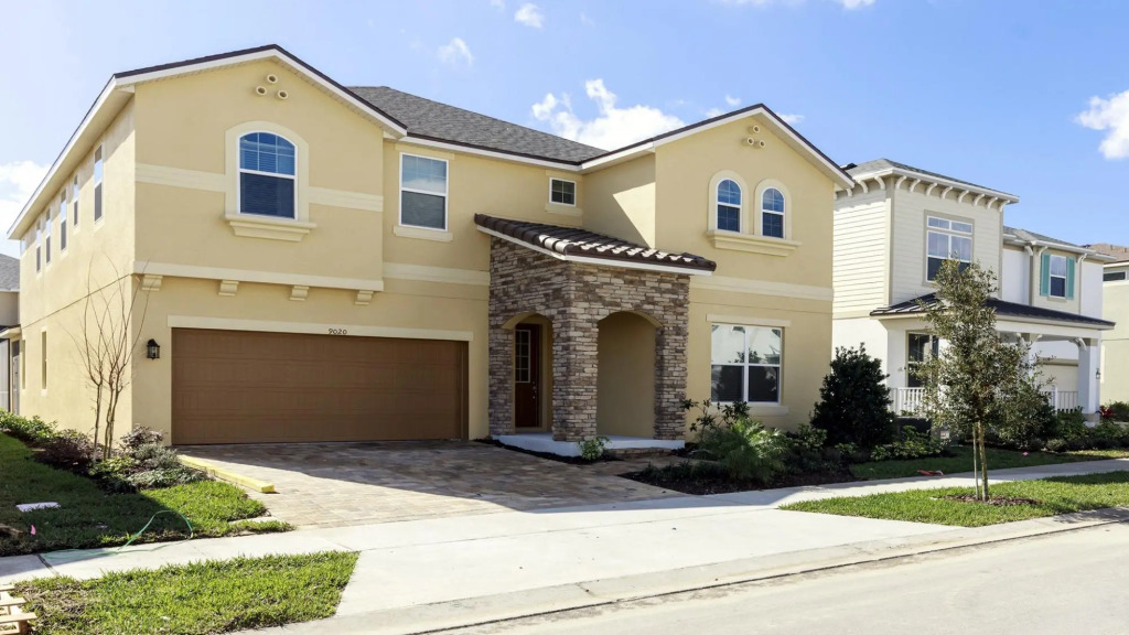 Spacious Villa w South Pool Game Near Clubhouse