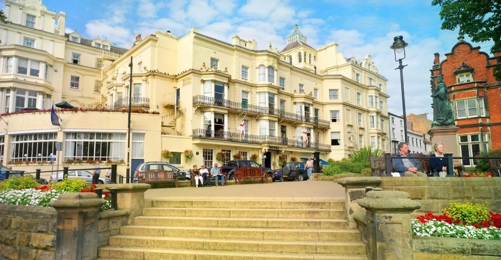 Royal Hotel