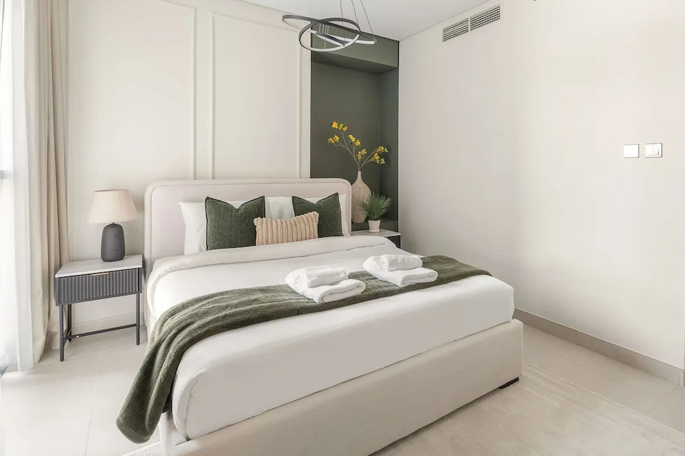 Silkhaus Large 3BR Maid Room in Radiant Viewz
