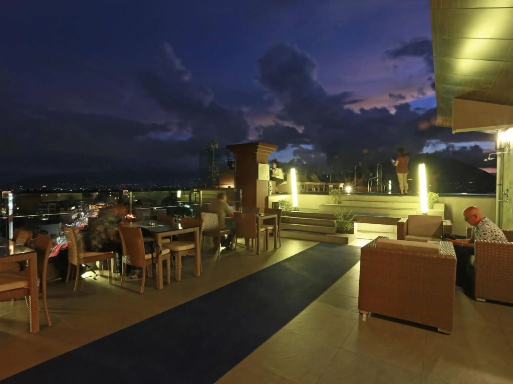 Hotel Shambala