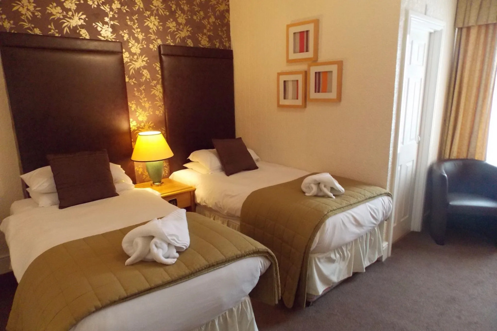 Can-Y-Bae Hotel