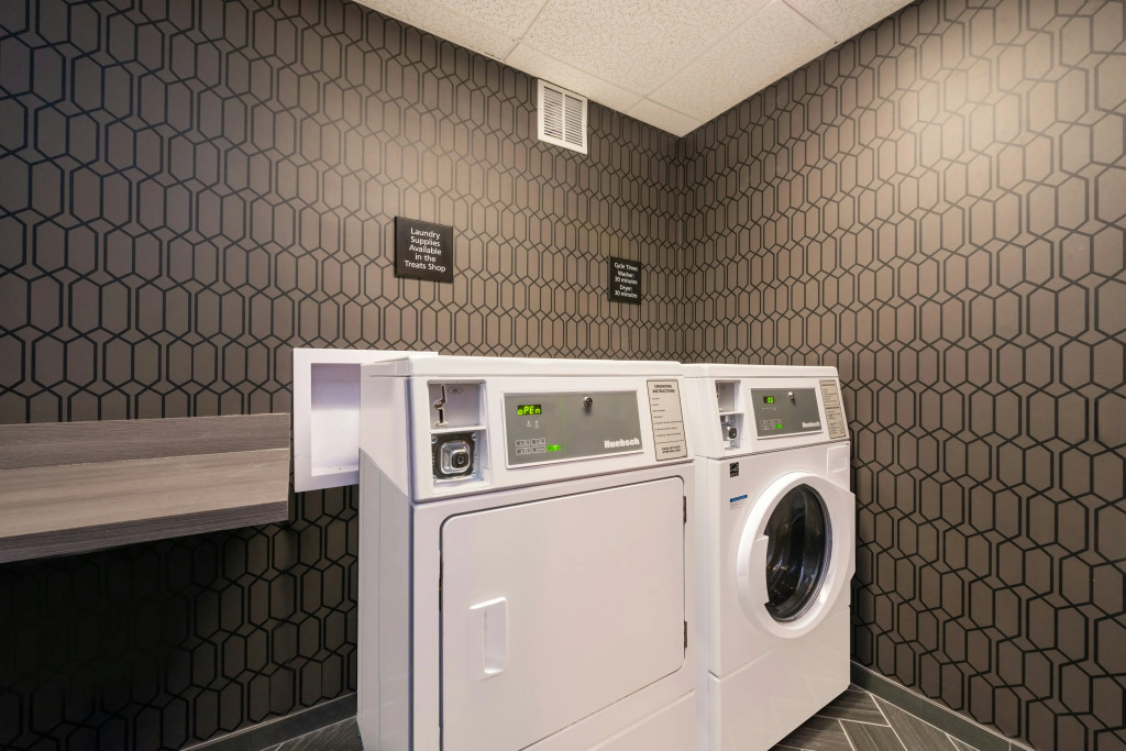 Hampton Inn & Suites Winston-Salem Downtown