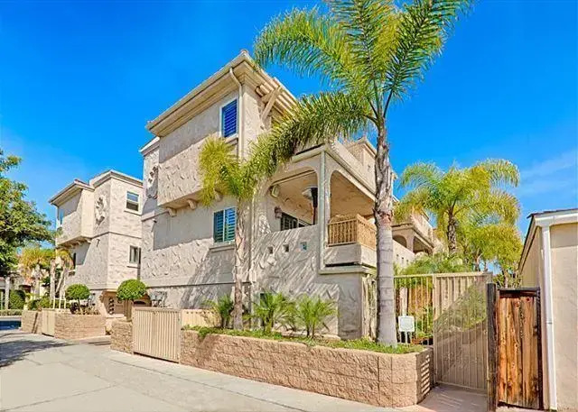 Pacific Beach Retreat