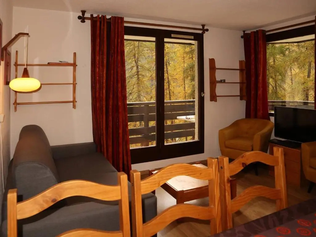 Appartement Les Orres, 2 pièces, 6 personnes - FR-1-322-83