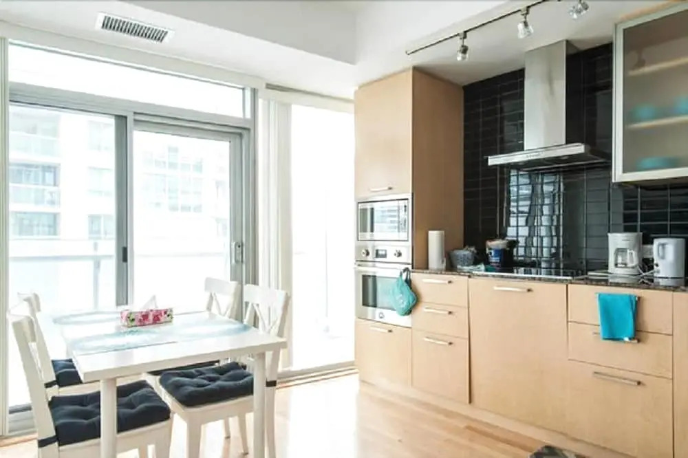 Perfectly Located Condo CN Tower View