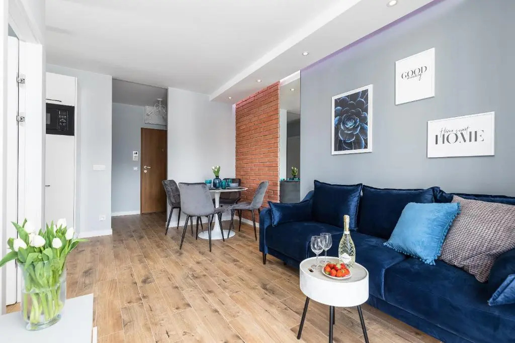PREMIUM Apartments New Town Private Parking Included