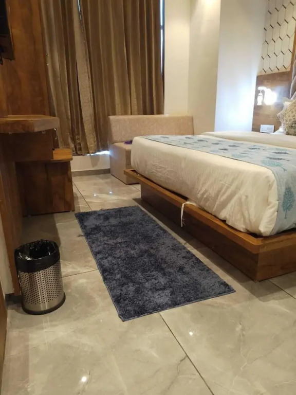 Hotel Lotus
