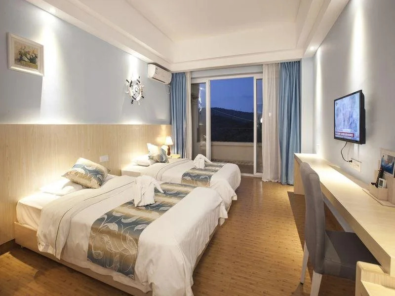 Dadonghai Water Industry Sea View Hotel