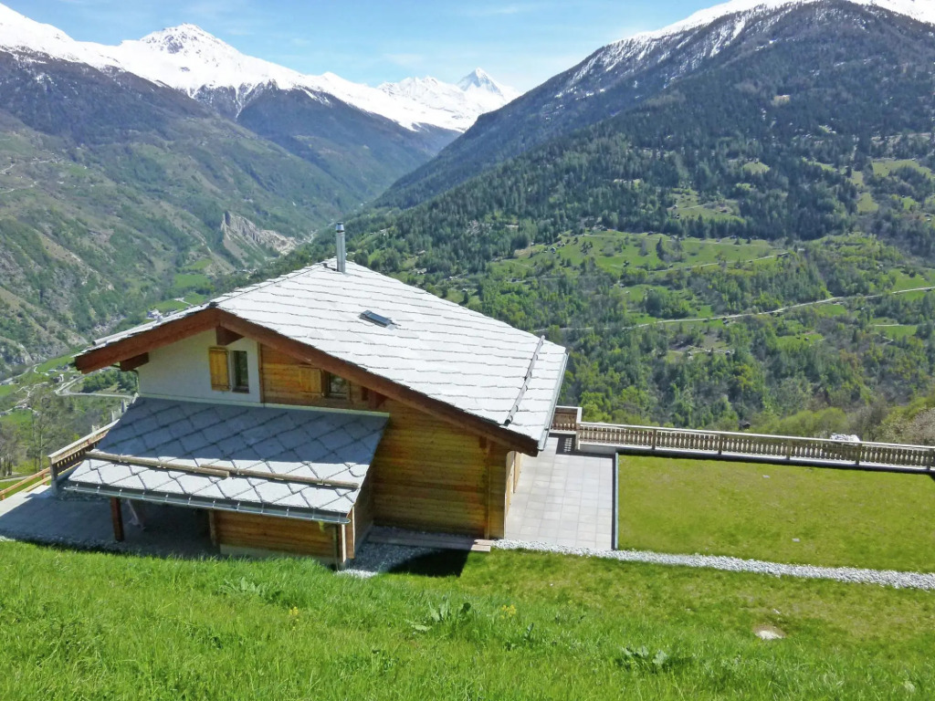 Chalet in Heremence With Stunning Alpine Views