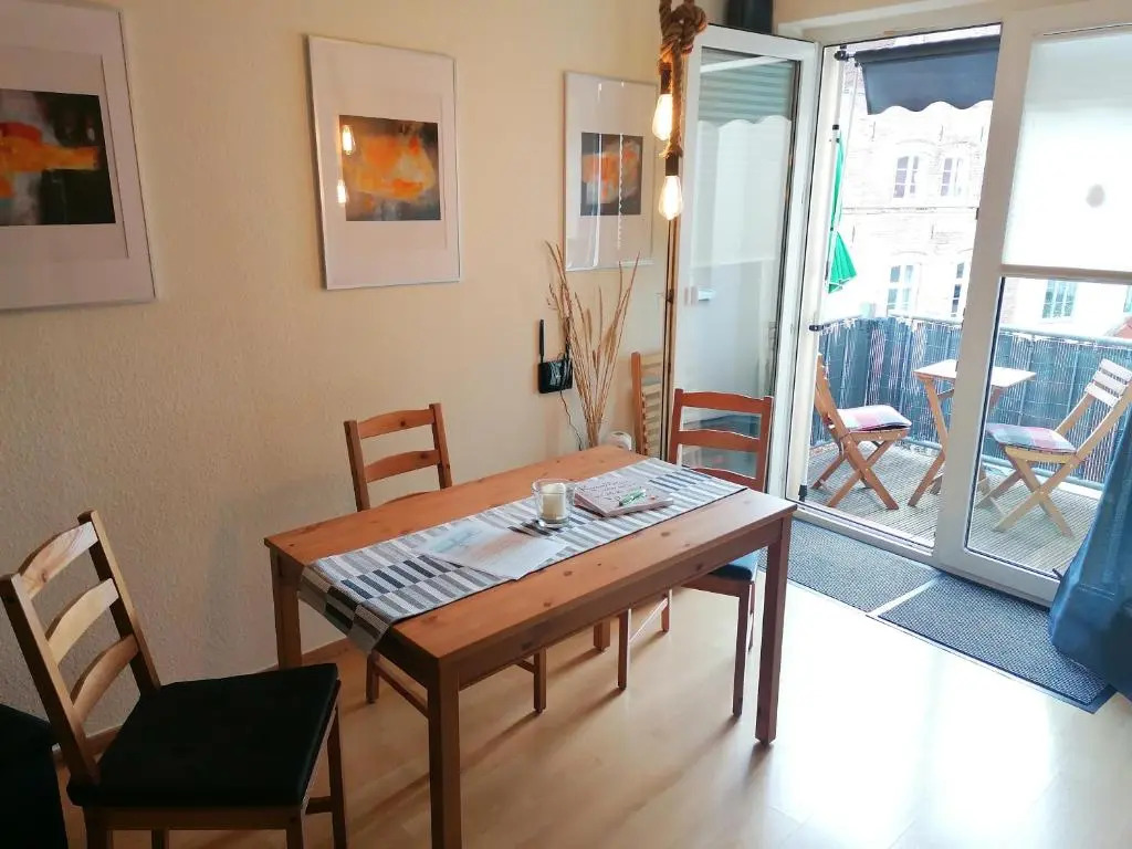 Am Wismarer Markt mit Balkon NEU! - ABC329