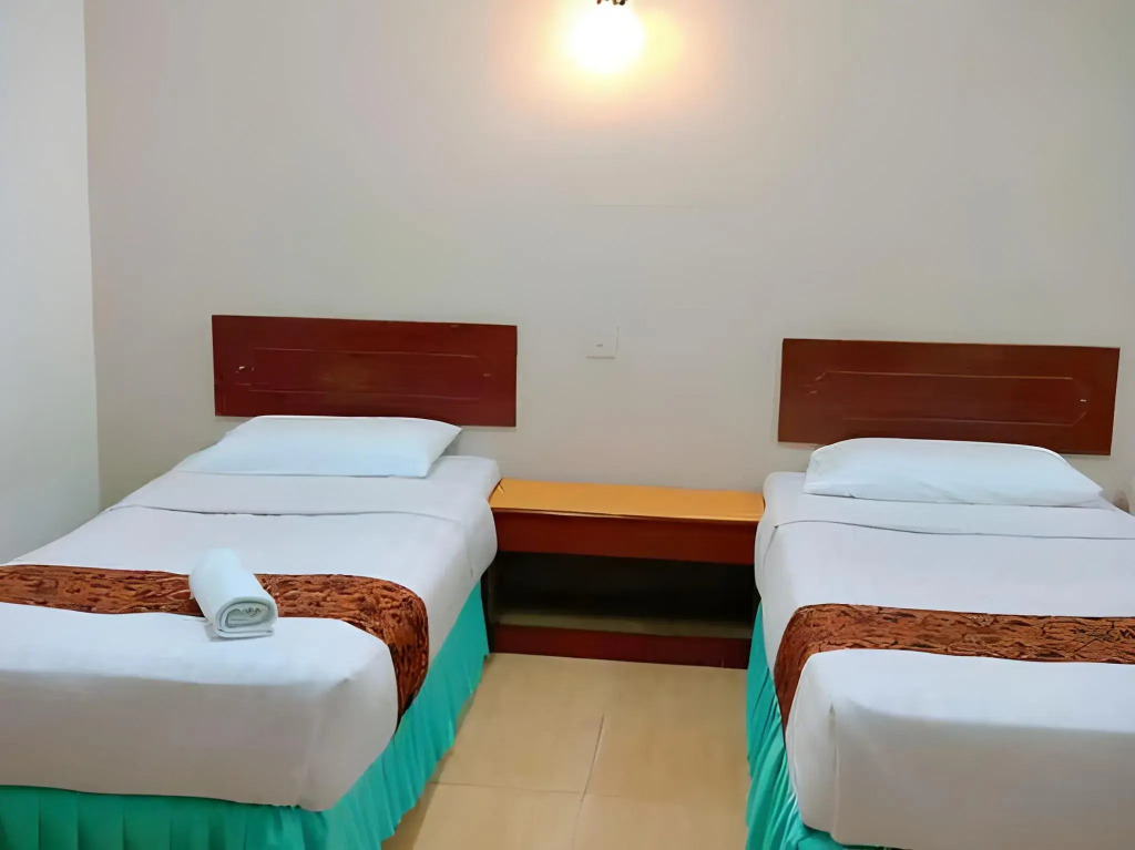 Hotel K T Mutiara