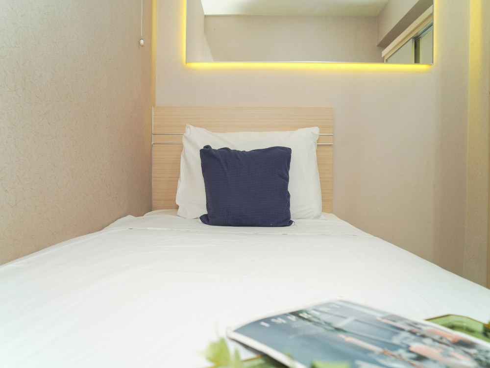 Homelike And Neat 2Br At Apartment Green Pramuka City