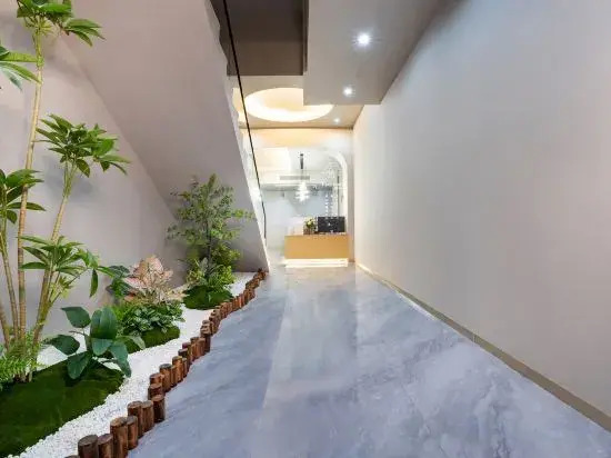 Fengqi Hotel (Luoyang Longmen High-speed Railway Station)