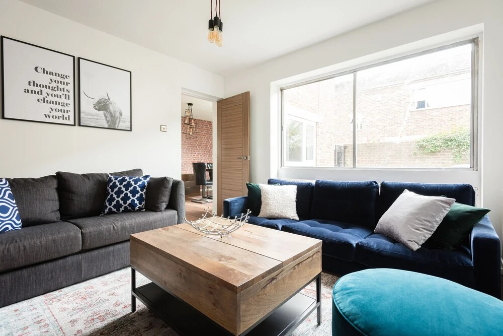 The Jericho Terrace House - 2BD + Parking