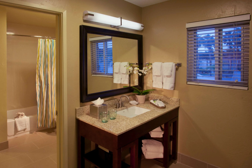 Best Western Plus Beach View Lodge Carlsbad