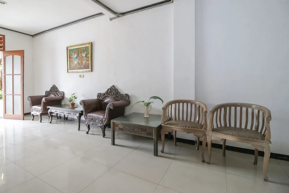 Airy Syariah Pacar Kembang Dharmahusada Satu 23 Surabaya