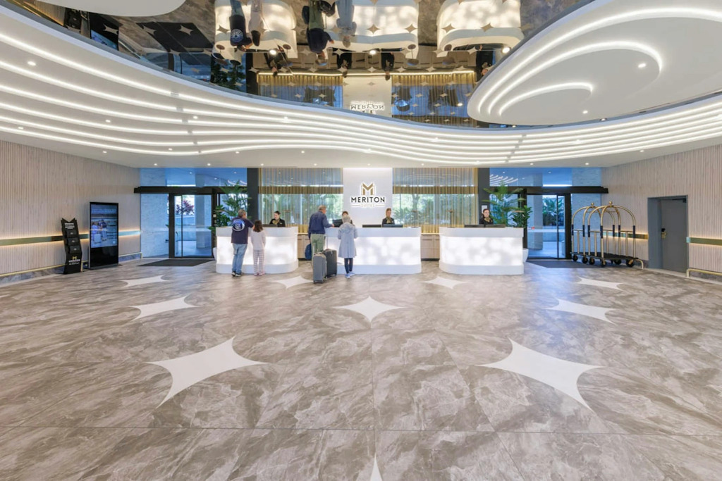 Meriton Suites Broadbeach