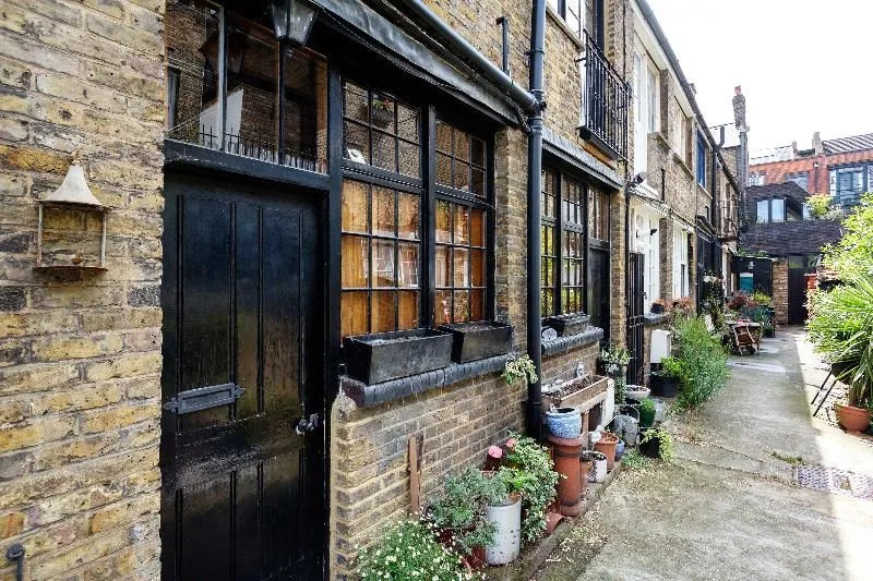 Veeve - Quirky Teesdale Mews