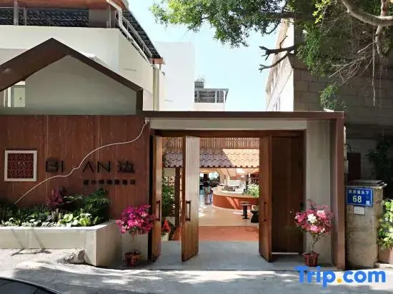 Miye Sea-view Holiday Villa