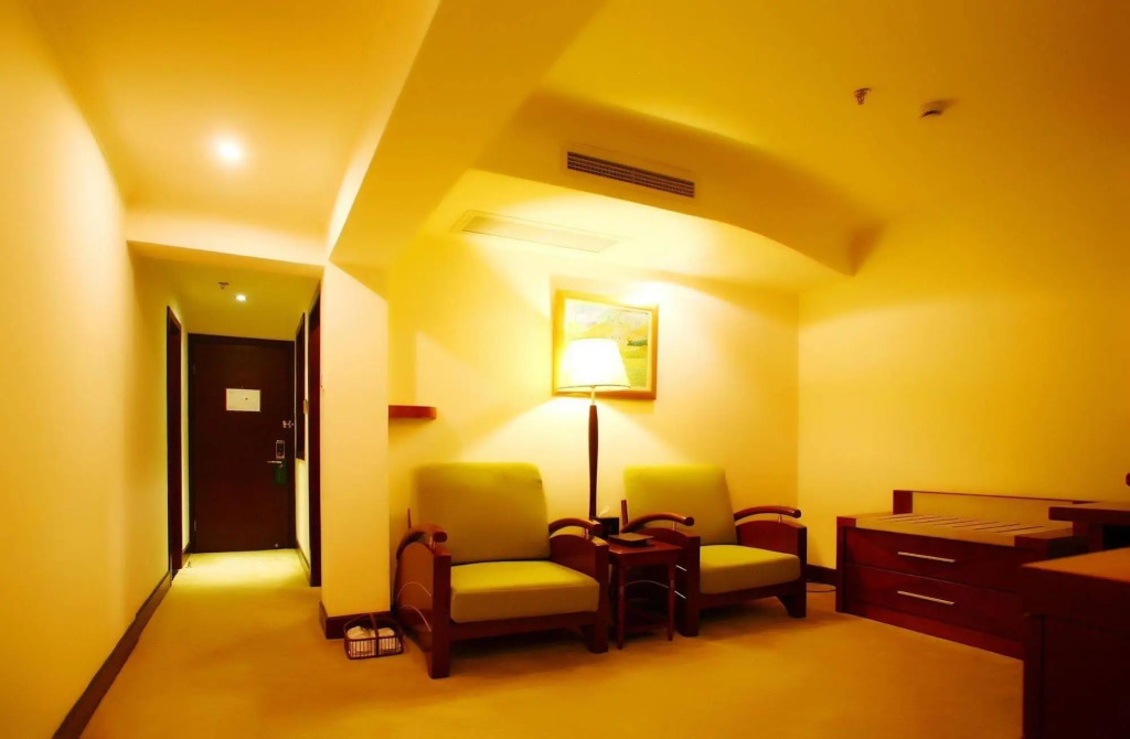 HuaJun Suite Hotel