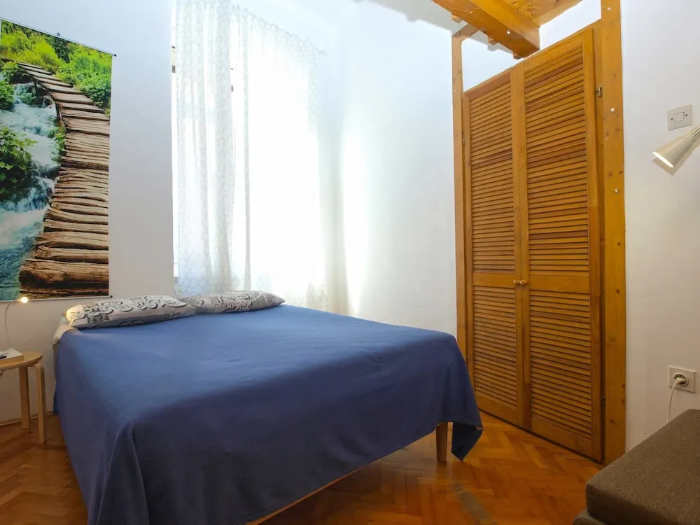 Apartment 1636