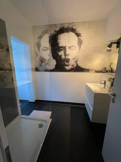 Modernes Apartment mit Ausblick stadtnah