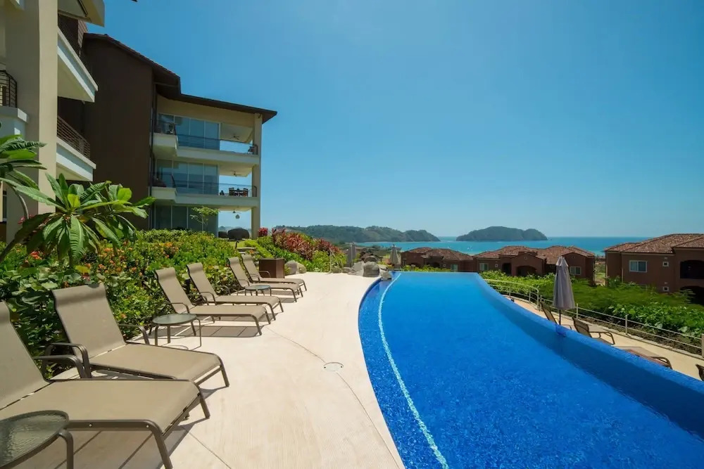 Montecielo 3E - 3 bdr 3 1 2 Bath Ocean View