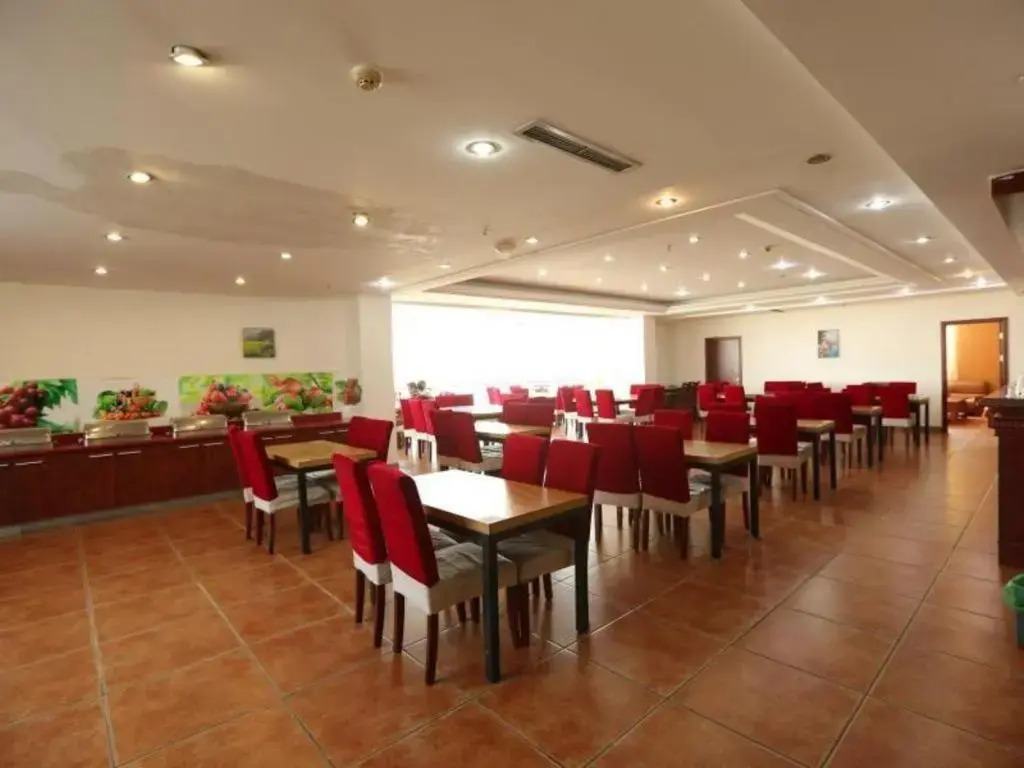 GreenTree Inn Tianjin Wuqing Distric Bohai Market