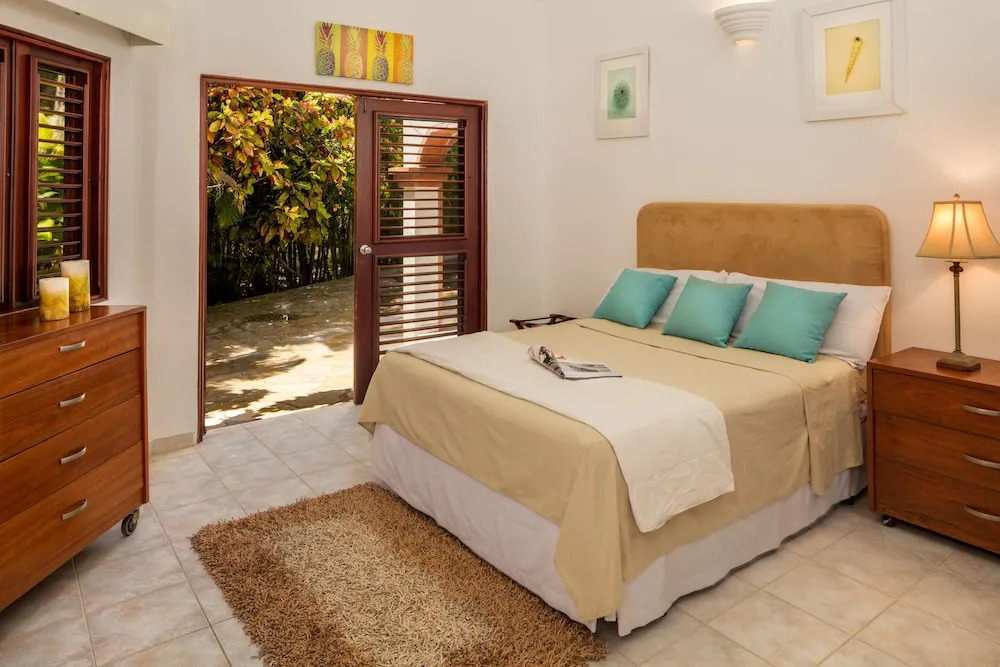 Sea Horse Ranch Villas by Caribe Stays