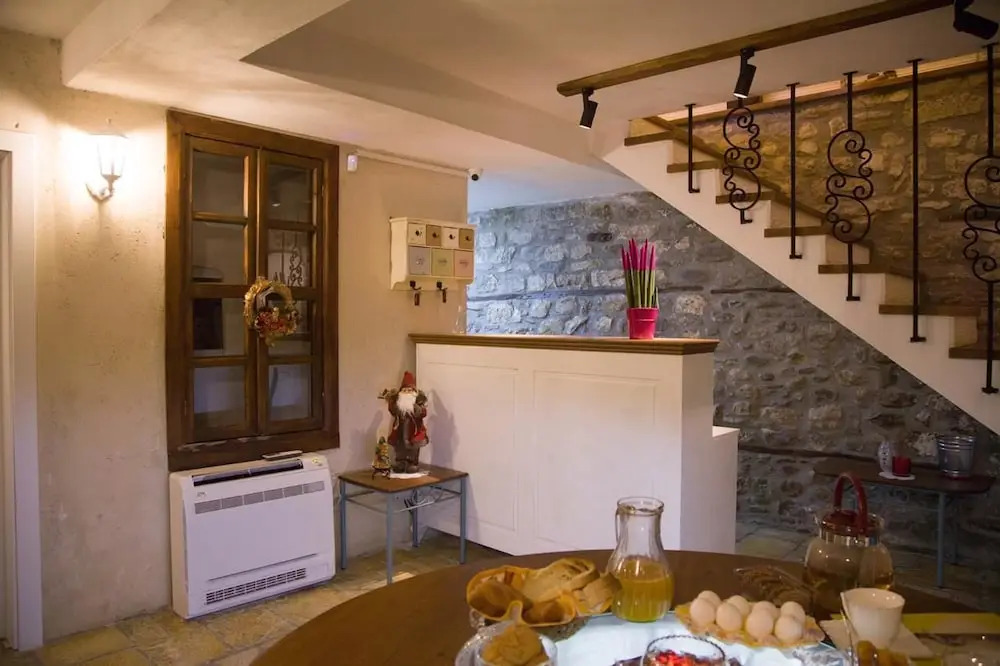 Villa 4 Bed & Breakfast