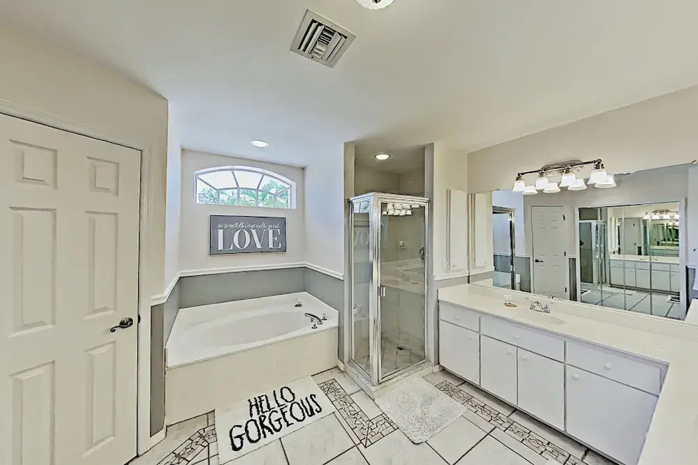 1458viki 7 Bedroom Home