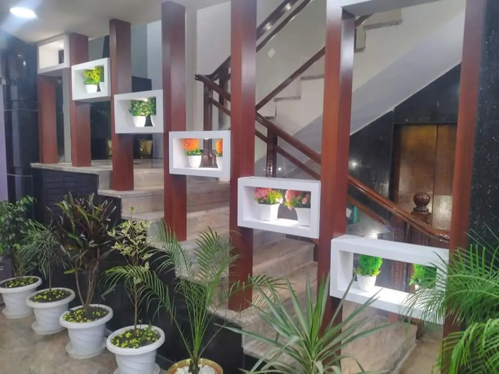 Hotel SJR