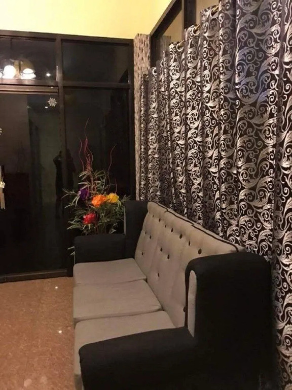 Citi Island Suites