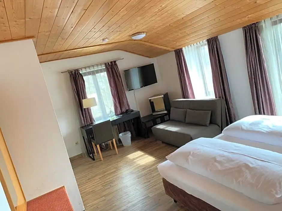 Hotel Seeluna am Klostersee