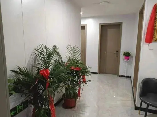 Beizhen Hongyunyuan Cinema Hotel