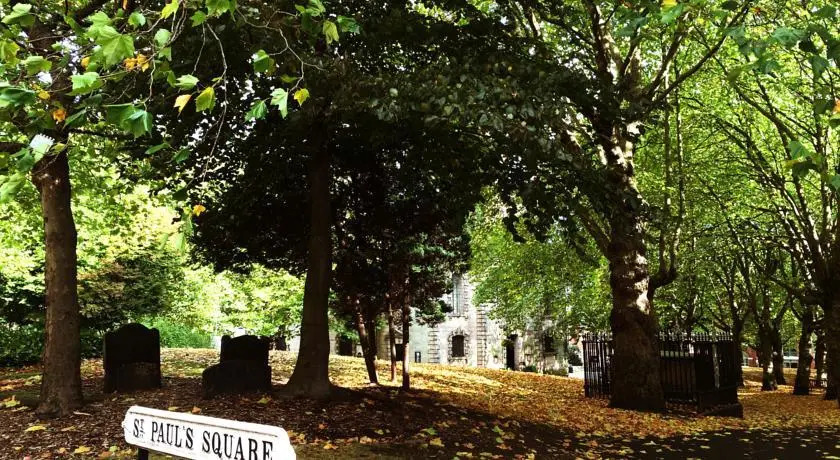 Fantastic Birmingham Jewellery Quarter 2 Bed Home