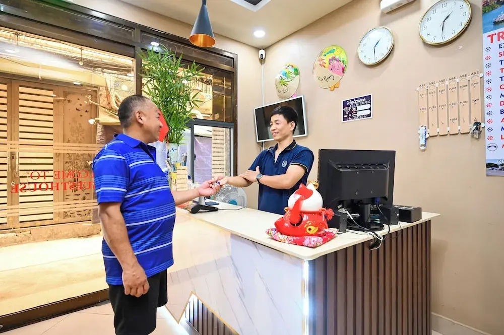 A&E Guesthouse - Near Bui Vien Walking Street